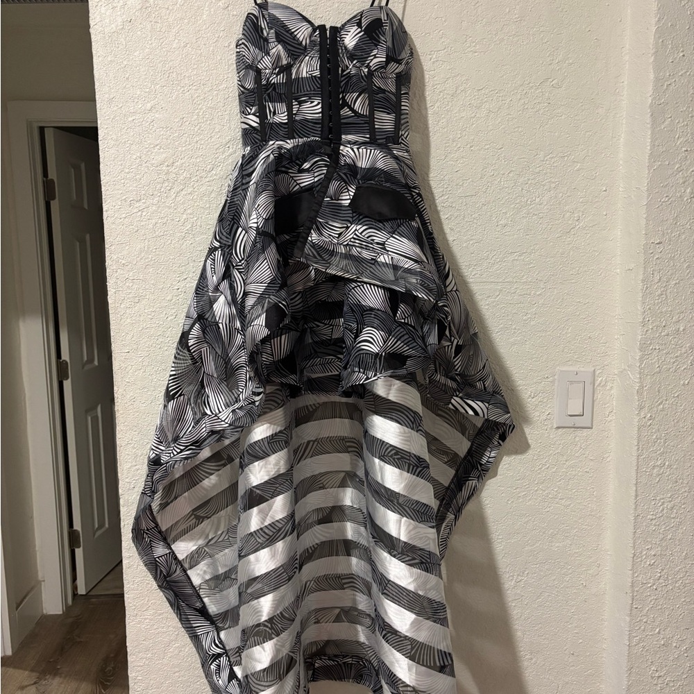 Elegant Black and White Strapless Dress